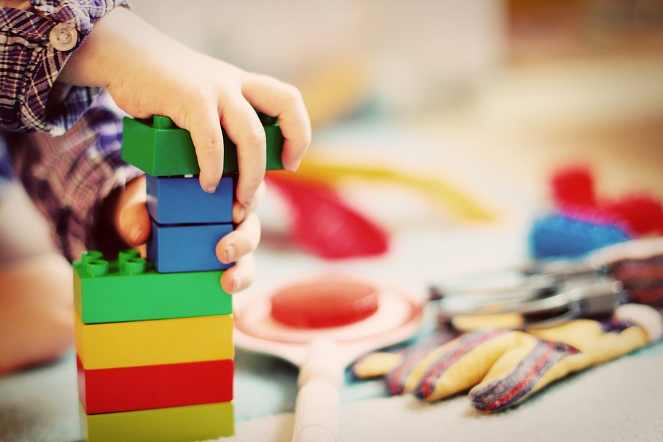 Comment choisir des jouets pour les enfants d'âge scolaire ?