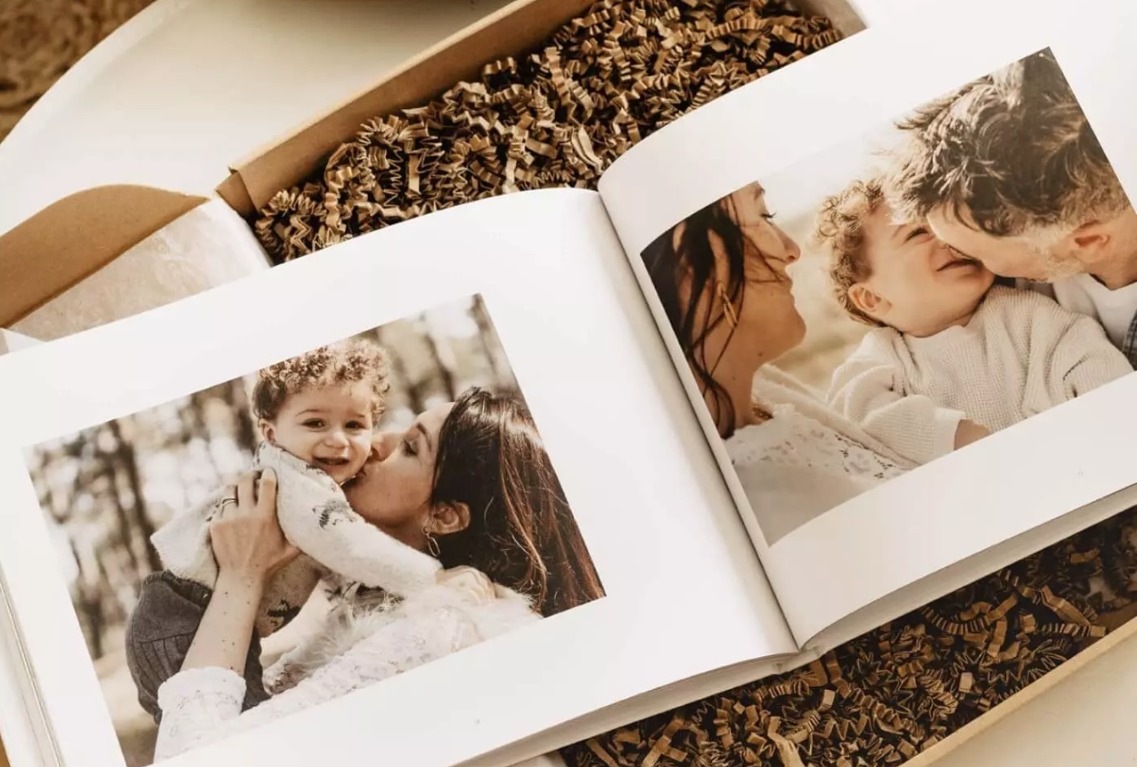 Créez votre livre photo en ligne pour immortaliser vos plus beaux souvenirs de famille